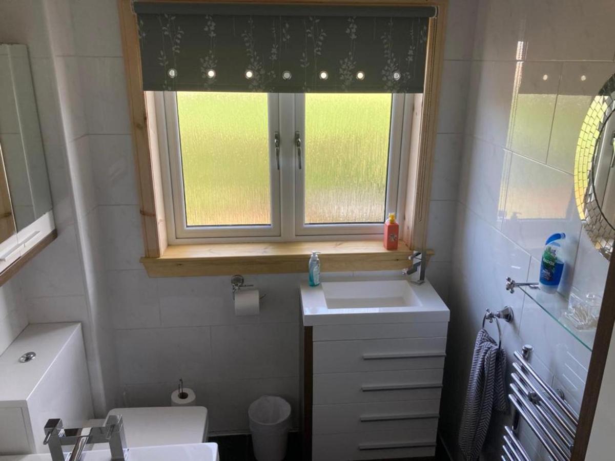 3Bedroom 1Bathroom 1 Shower Room In Quiet Area Inverness Exterior photo